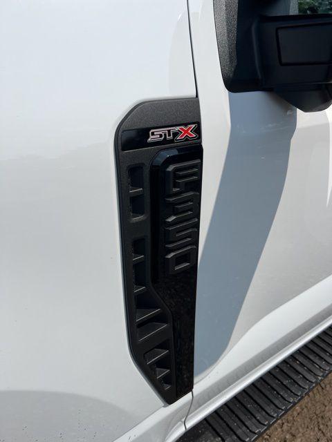 new 2024 Ford F-350 car, priced at $50,668