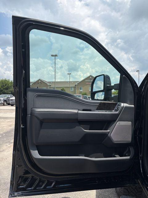 new 2025 Ford F-350 car, priced at $91,575