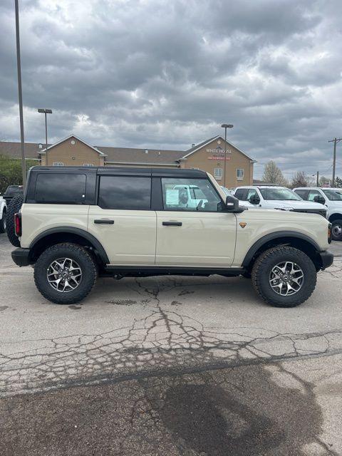 new 2025 Ford Bronco car, priced at $58,157