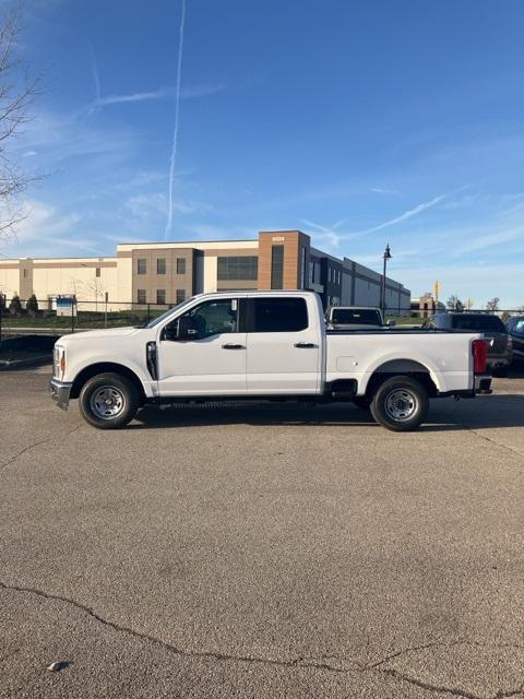 new 2024 Ford F-350 car, priced at $48,270