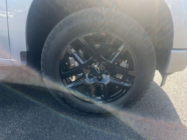 used 2022 Chevrolet Silverado 1500 car, priced at $43,642