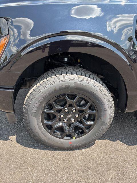 new 2025 Ford F-150 car, priced at $62,375