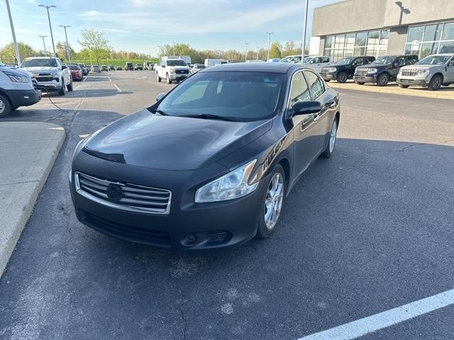 used 2014 Nissan Maxima car, priced at $4,095