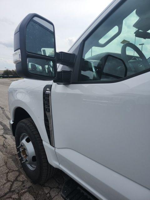 new 2026 Ford F-350 car, priced at $53,770