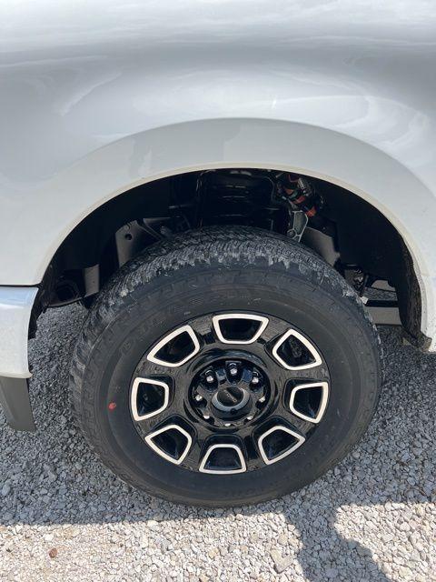 new 2025 Ford F-350 car, priced at $90,019