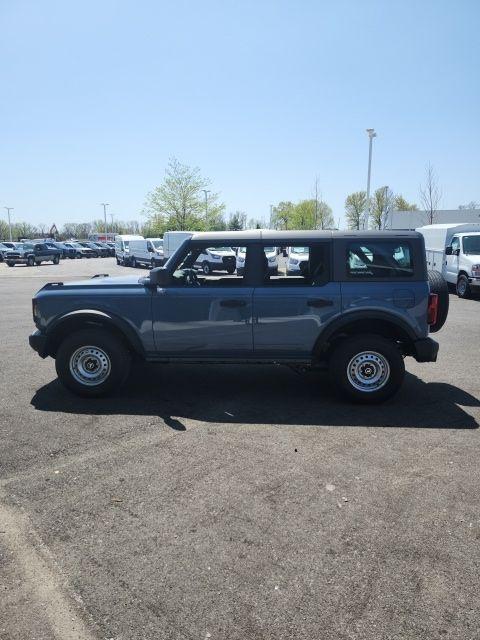 new 2025 Ford Bronco car, priced at $40,600
