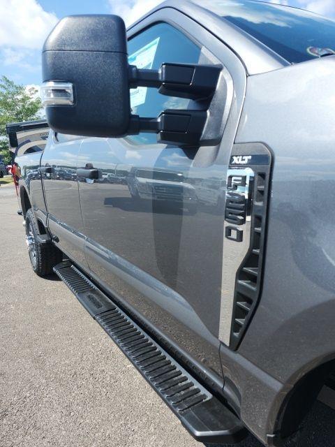 new 2025 Ford F-250 car, priced at $53,288