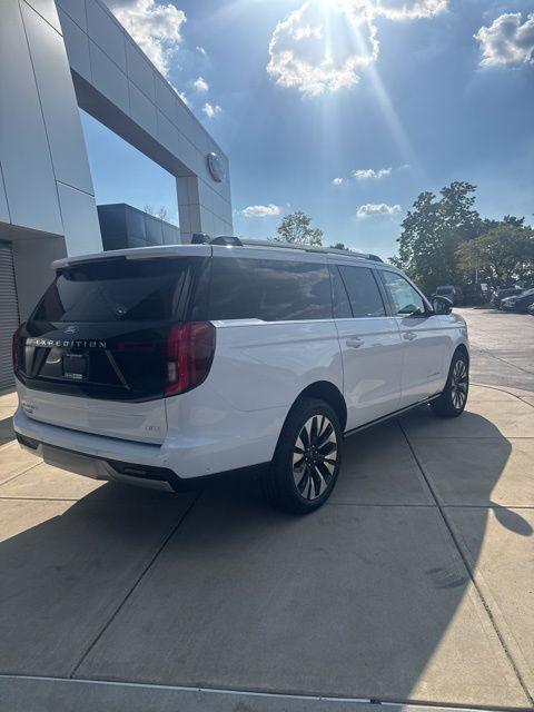 new 2025 Ford Expedition Max car, priced at $85,005