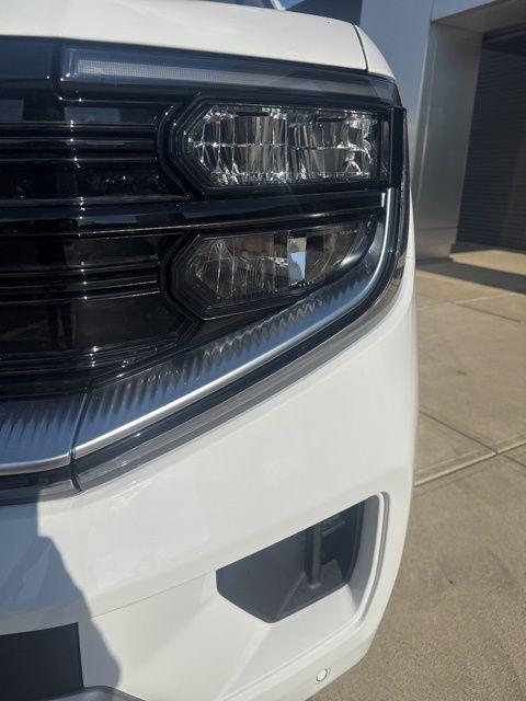 new 2025 Ford Expedition Max car, priced at $85,005