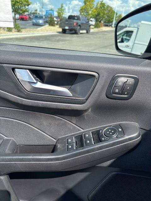 new 2025 Ford Escape car, priced at $34,200
