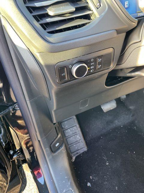 new 2025 Ford Escape car, priced at $26,799