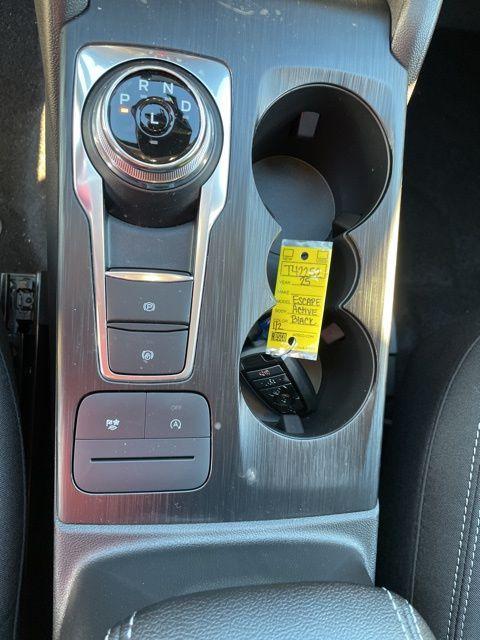 new 2025 Ford Escape car, priced at $26,799