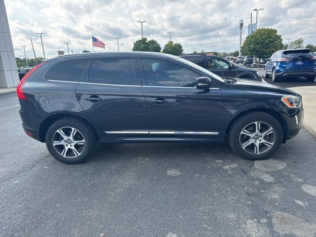 used 2015 Volvo XC60 car, priced at $11,995