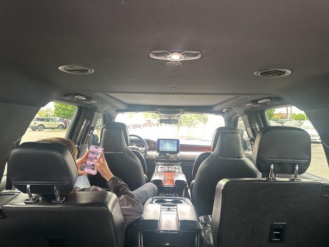 used 2019 Lincoln Navigator L car, priced at $33,000