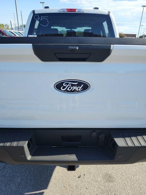 new 2025 Ford F-150 car, priced at $50,660