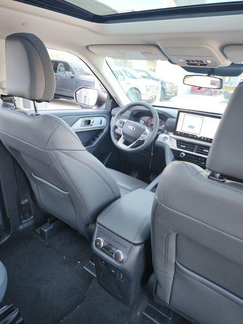 new 2025 Ford Explorer car, priced at $44,688