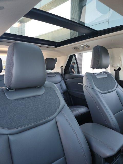 new 2025 Ford Explorer car, priced at $44,688