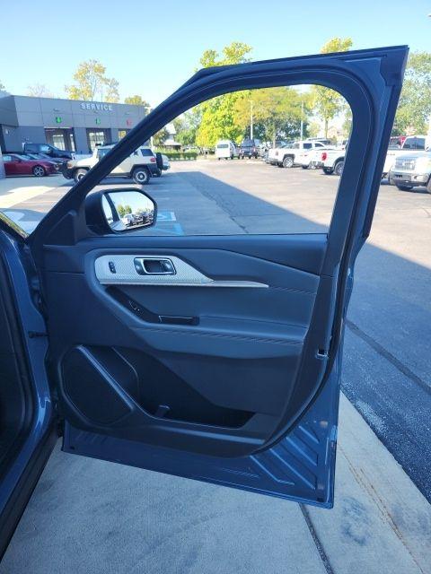 new 2025 Ford Explorer car, priced at $44,688