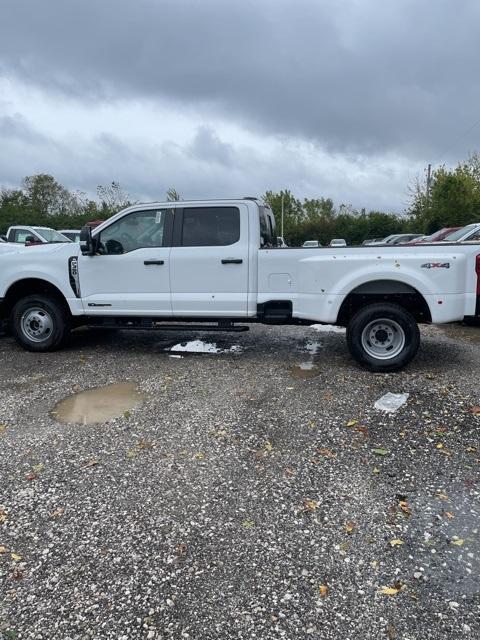 new 2024 Ford F-350 car, priced at $60,734