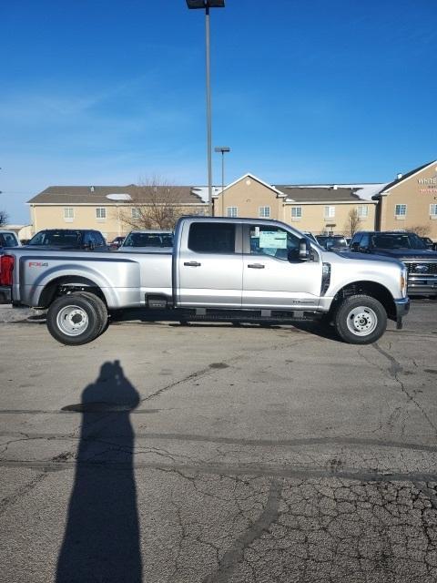 new 2024 Ford F-350 car, priced at $63,735