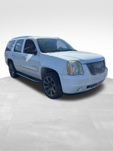 used 2008 GMC Yukon car, priced at $7,995