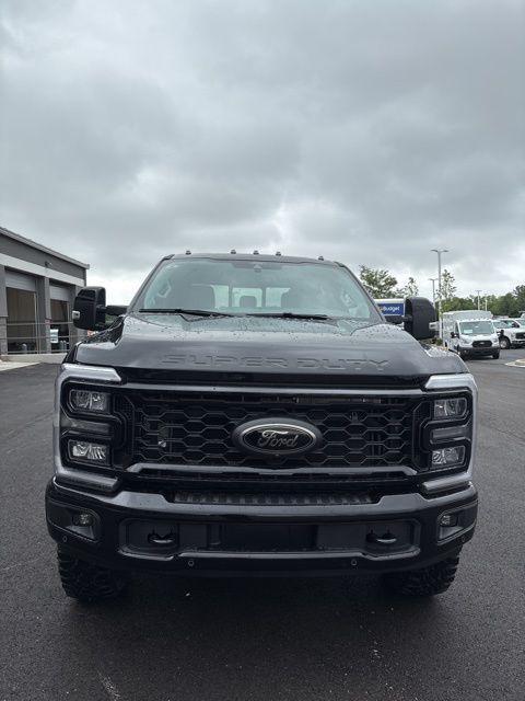 new 2025 Ford F-350 car, priced at $87,165