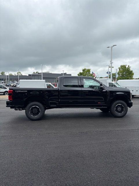 new 2025 Ford F-350 car, priced at $87,165