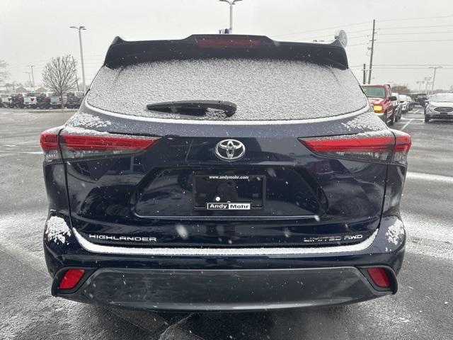 used 2023 Toyota Highlander car, priced at $37,947