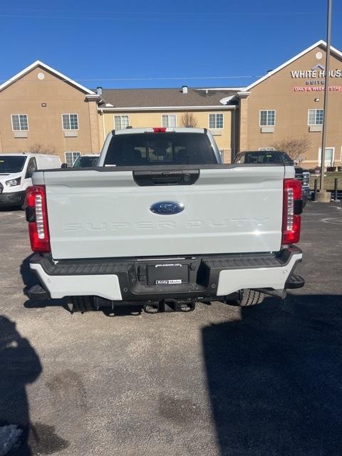 new 2025 Ford F-250 car, priced at $57,305