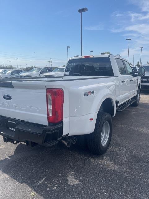 new 2024 Ford F-350 car, priced at $62,300