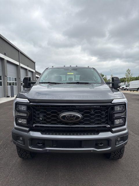 new 2025 Ford F-350 car, priced at $95,000