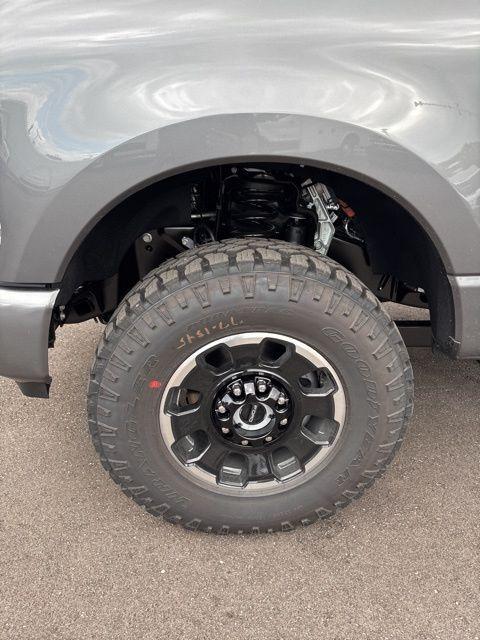 new 2025 Ford F-350 car, priced at $95,000