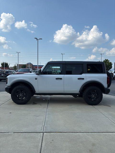 new 2025 Ford Bronco car, priced at $46,835