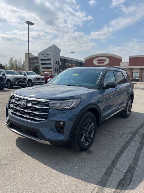 new 2025 Ford Explorer car, priced at $47,275