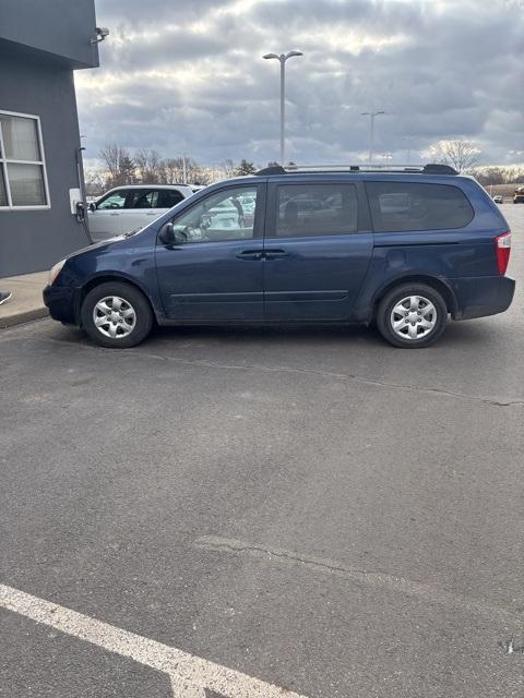 used 2006 Kia Sedona car, priced at $4,995