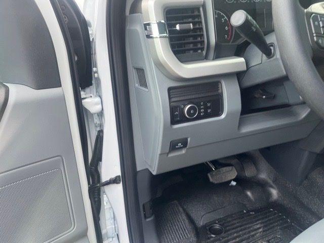 new 2024 Ford F-250 car, priced at $43,574
