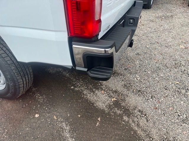 new 2024 Ford F-250 car, priced at $43,574