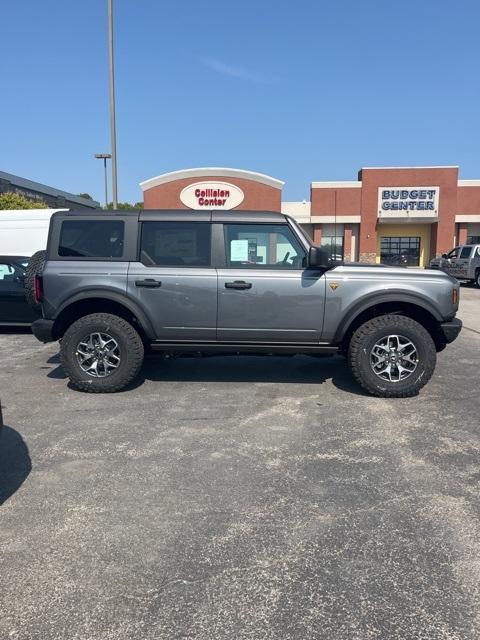 new 2024 Ford Bronco car, priced at $54,712