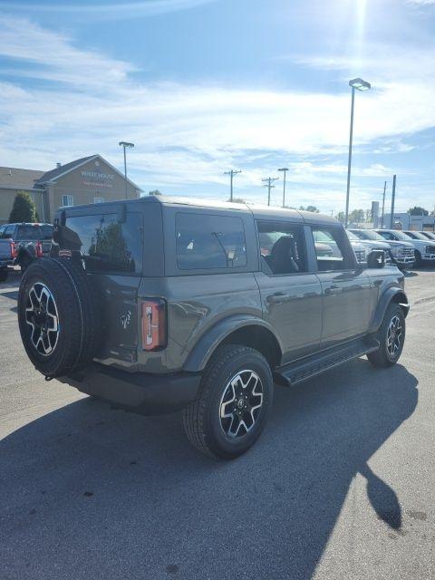 new 2025 Ford Bronco car, priced at $49,784