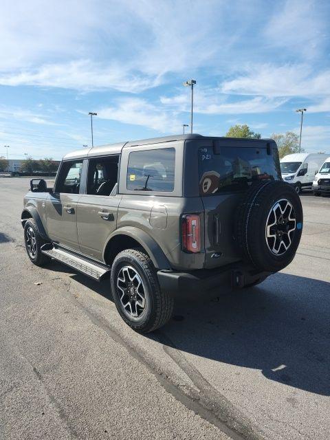 new 2025 Ford Bronco car, priced at $49,784