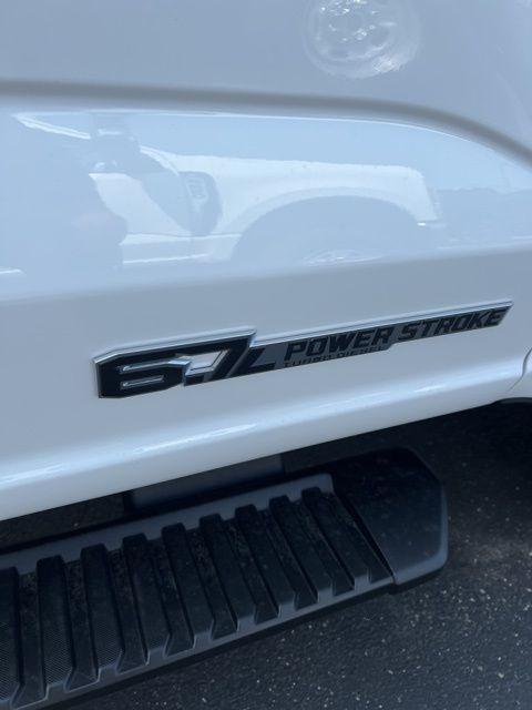 new 2024 Ford F-350 car, priced at $52,635