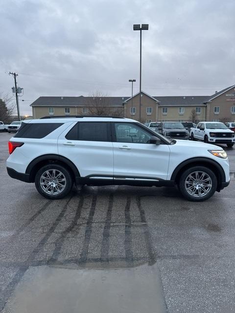 new 2025 Ford Explorer car, priced at $45,000