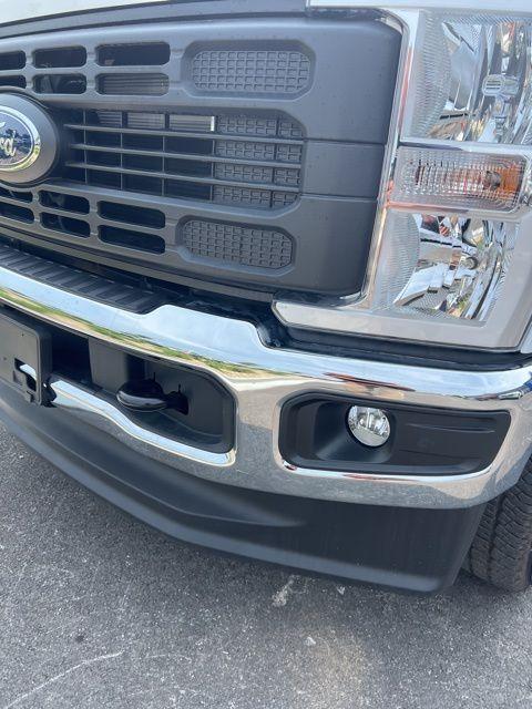 new 2025 Ford F-250 car, priced at $66,053