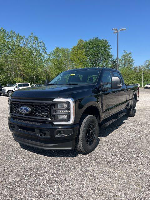 new 2025 Ford F-350 car, priced at $70,240