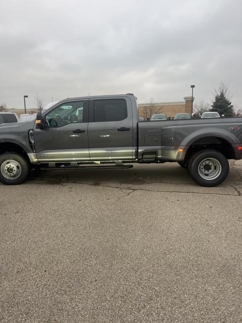 new 2024 Ford F-350 car, priced at $63,175