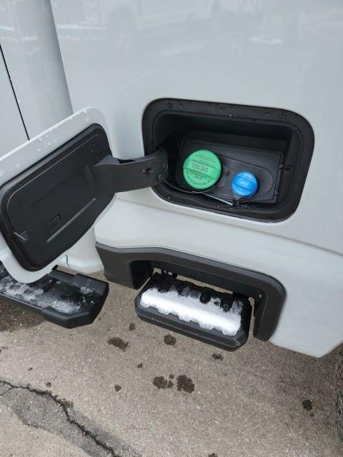 new 2025 Ford F-250 car, priced at $80,915