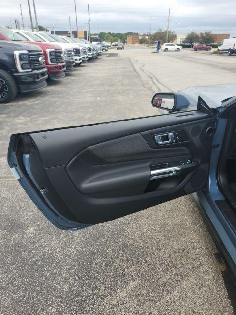 new 2025 Ford Mustang car, priced at $29,975