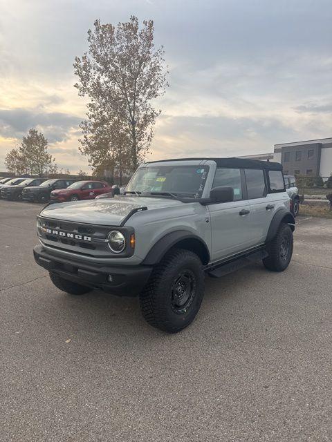 new 2024 Ford Bronco car, priced at $46,921