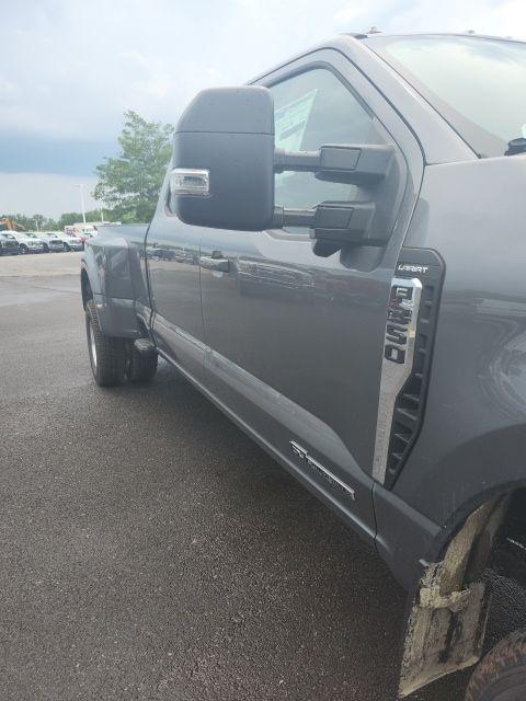 new 2025 Ford F-350 car, priced at $84,970