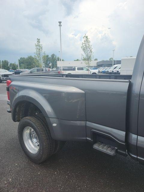new 2025 Ford F-350 car, priced at $84,970